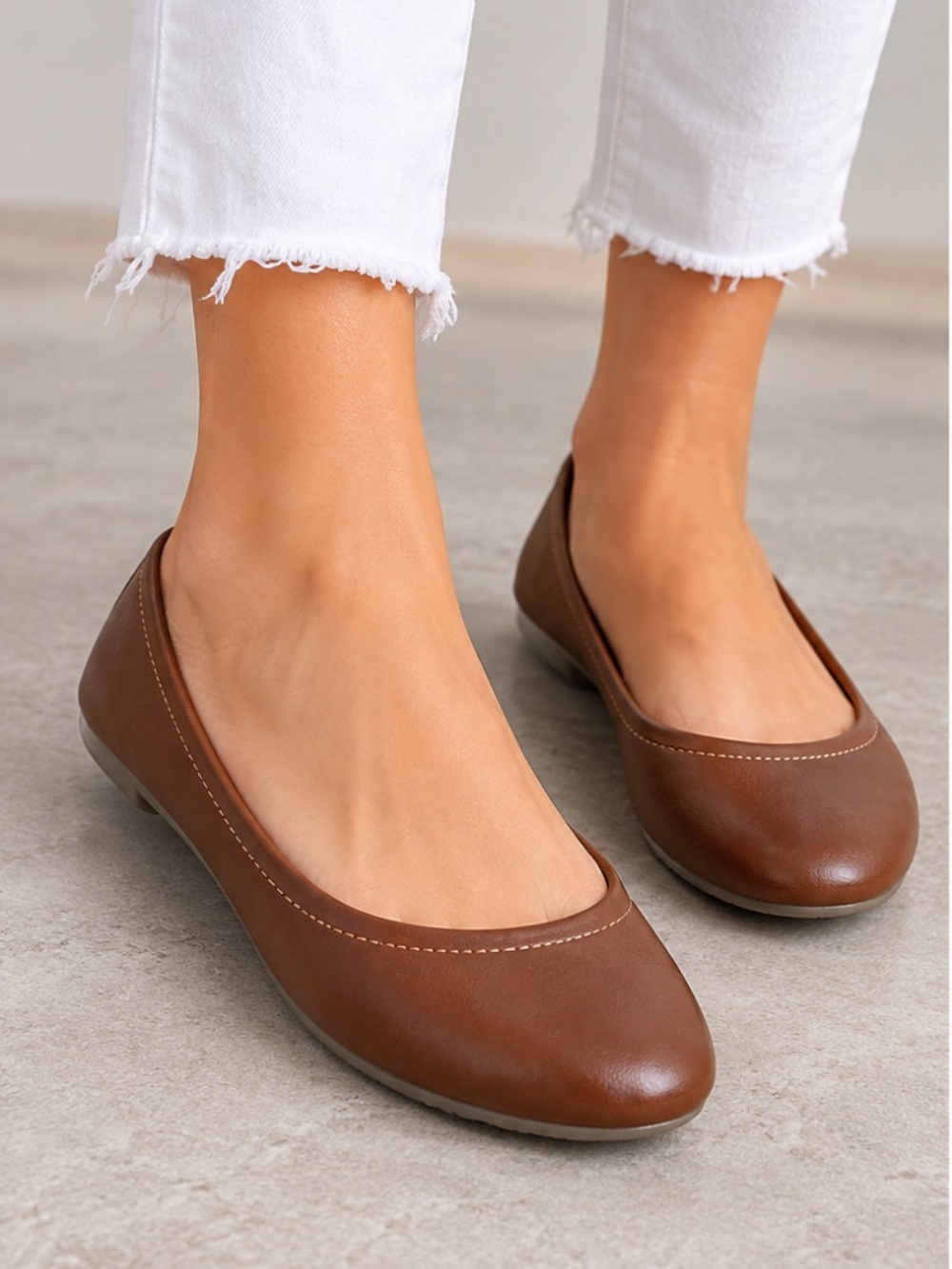 Mossimo Supply Co. Women's Brown Leatherette Ballet Flats Size 6